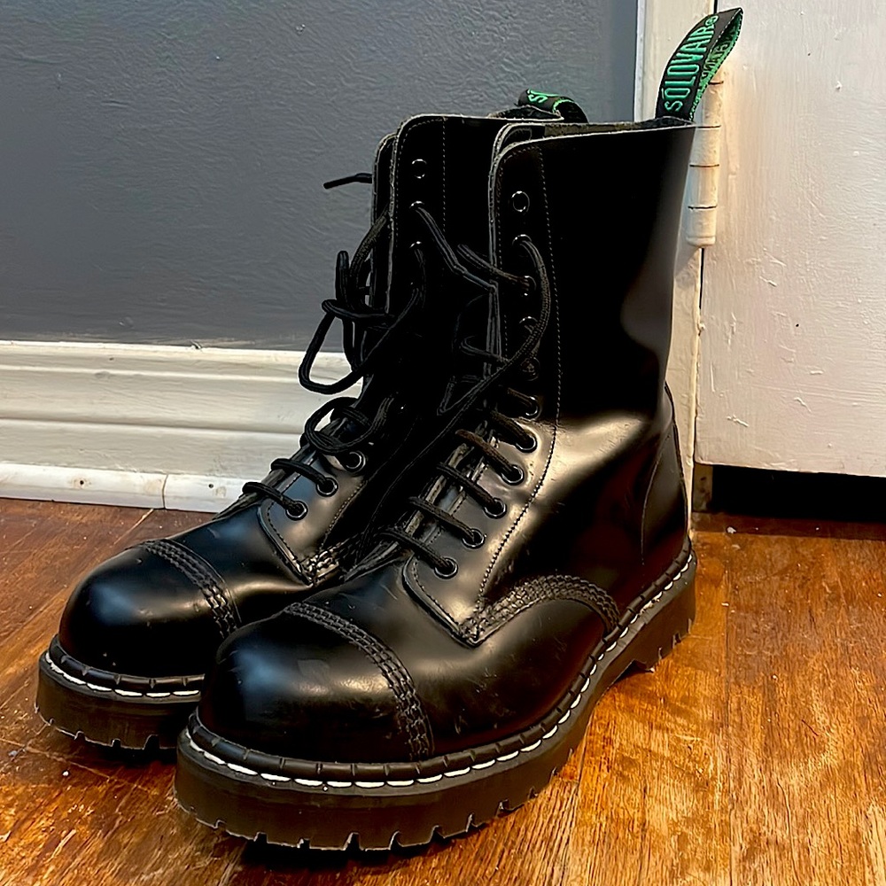 11i Solovair Steeltoe Boots! Made in England! Punk!